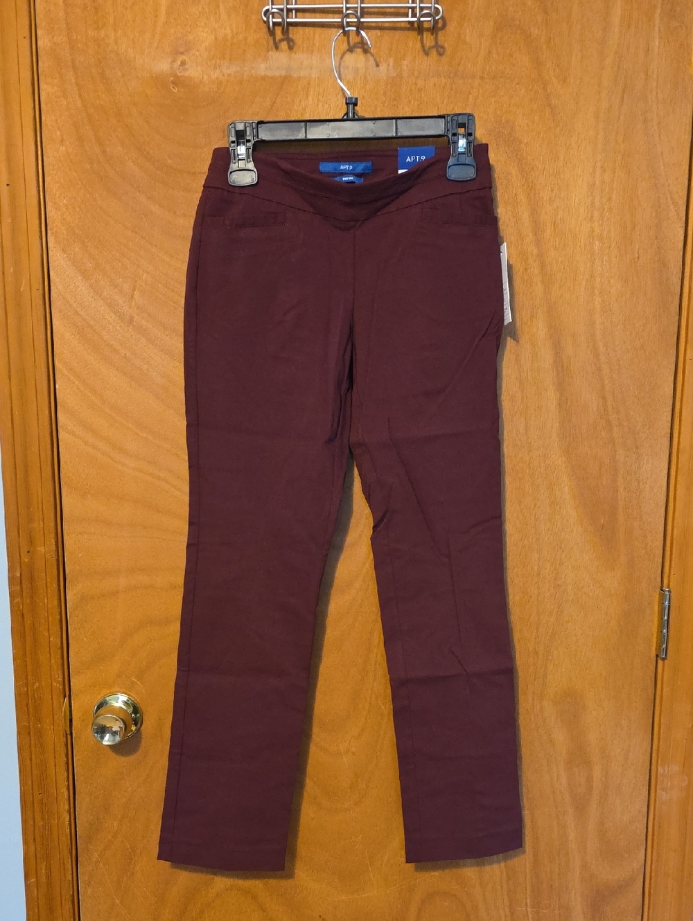 Apt. 9 Women's Straight Jeans - Burgundy